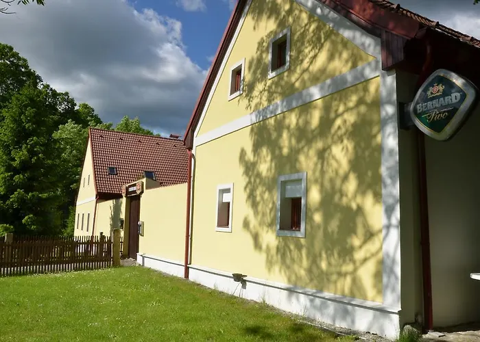 Pensjonat U Staryho Dubu Jindřichŭv Hradec